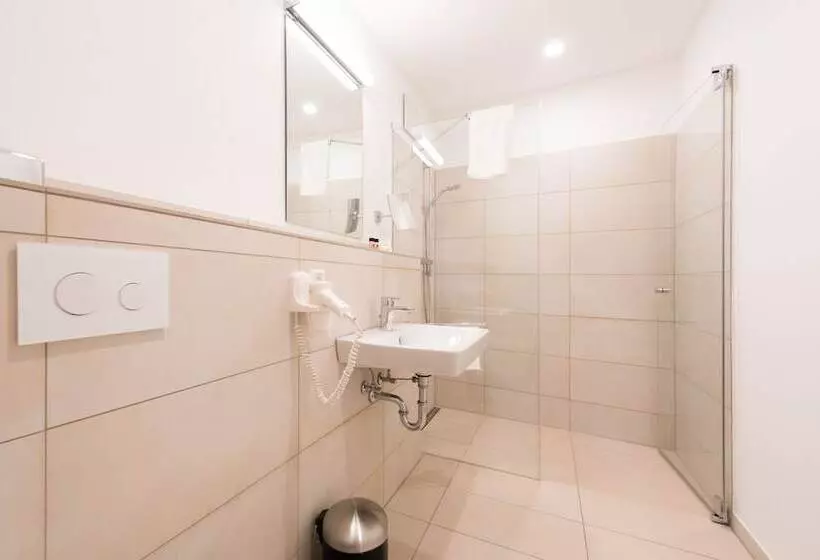 Пансион & Gasthaus Löwen