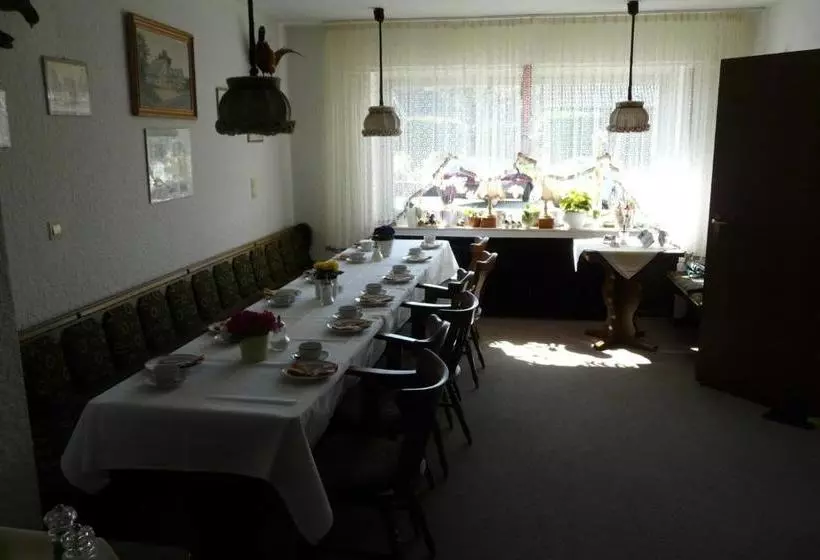 ペンション Gasthof Hüsing