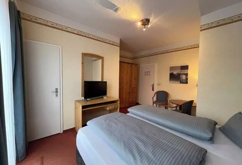 مبيت وإفطار Haus Am See