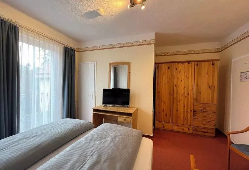 مبيت وإفطار Haus Am See