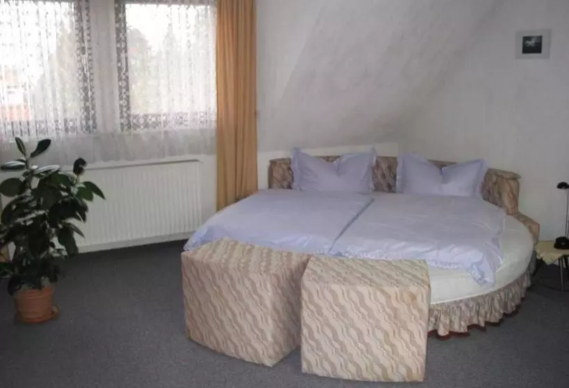 住宿加早餐  Pension Haus Beck