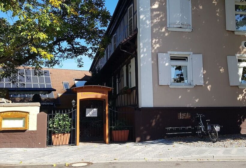 בית מלון כפרי Alte Post