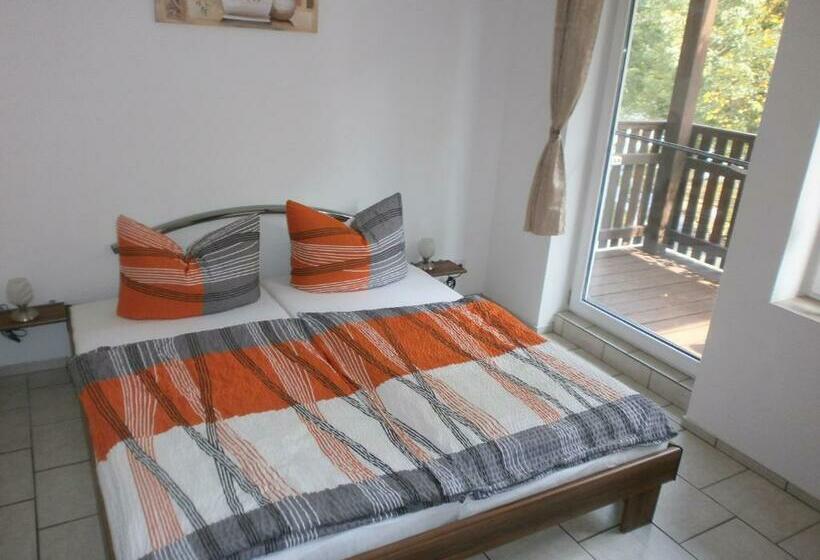 Hotel Alte Waldmãƒæ’ã‚â¼hle