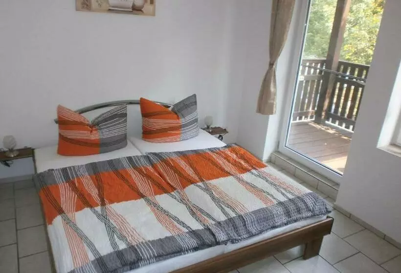 Hotel Alte Waldmãƒæ’ã‚â¼hle