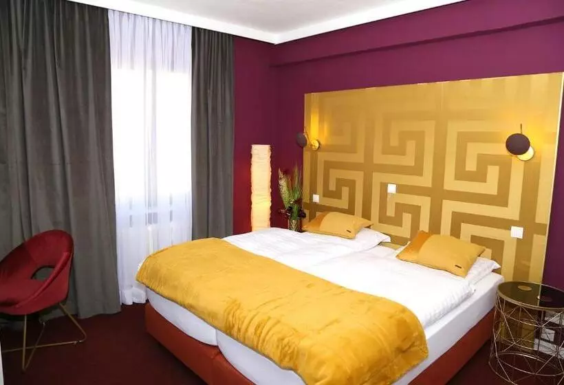 ホテル Garni Kluth