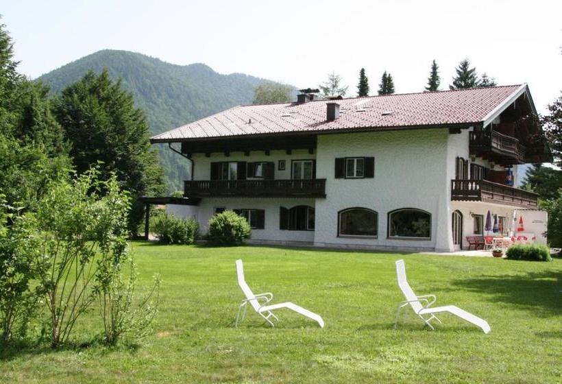 ホテル Garni Sonnenhof