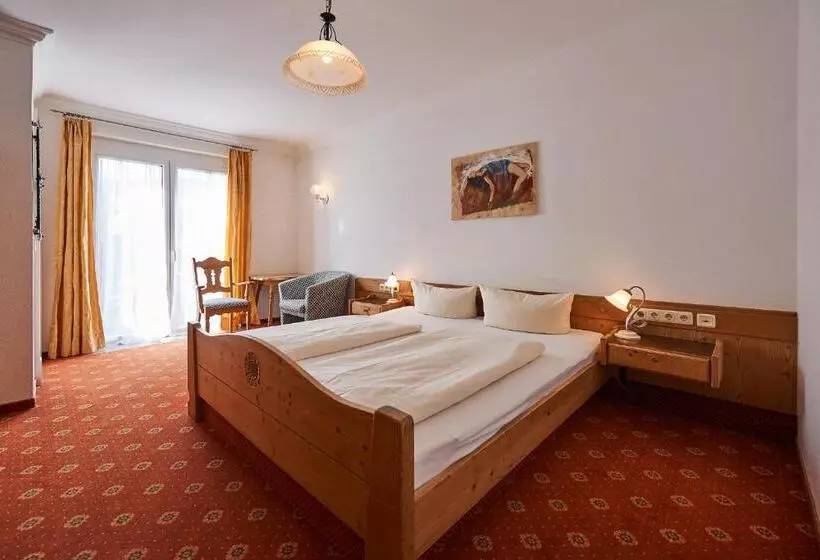 ホテル Haus Daheim