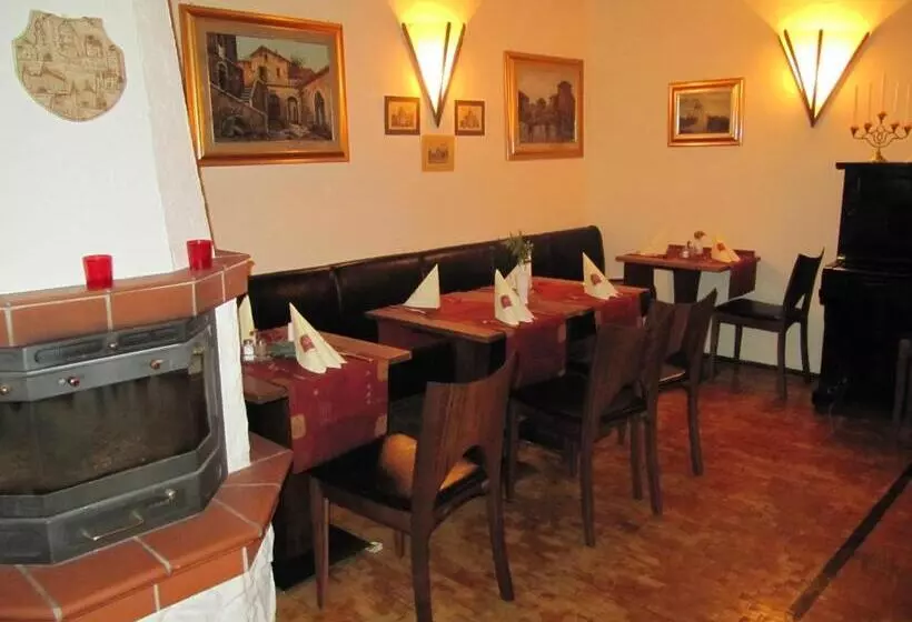 هتل La Rustica Altstadt