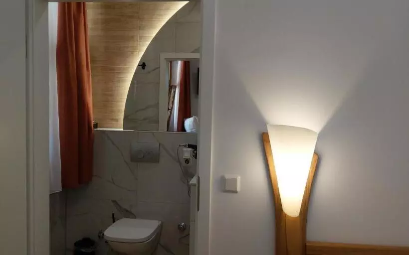 هتل La Rustica Altstadt