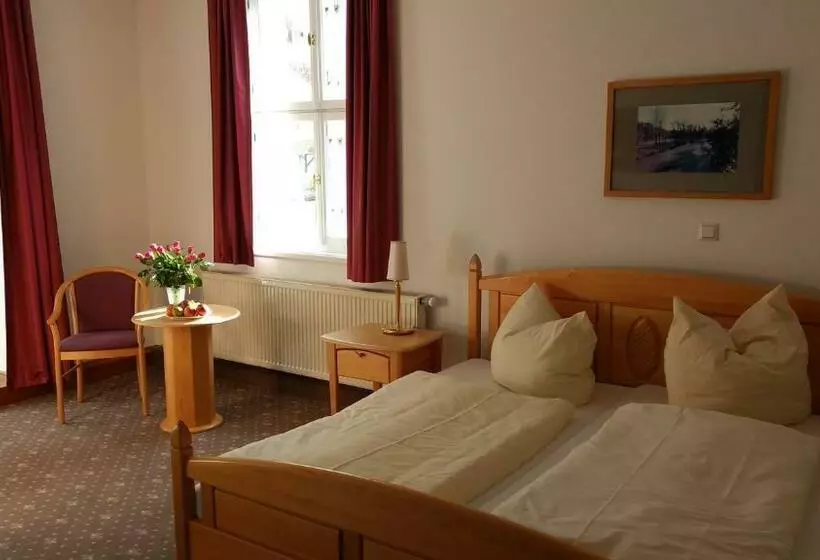 בית מלון כפרי Lindenhof