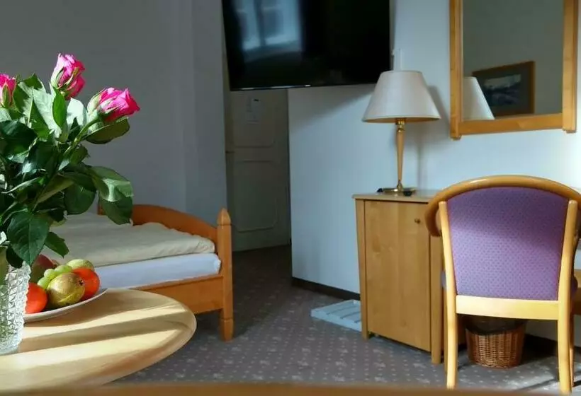 בית מלון כפרי Lindenhof