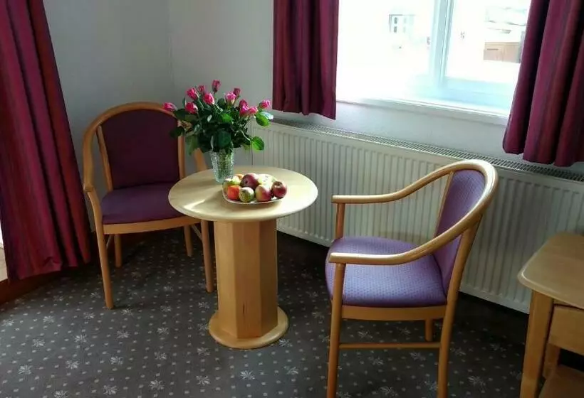 בית מלון כפרי Lindenhof