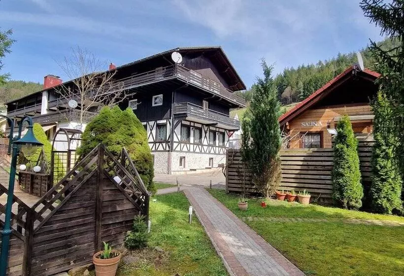 Hotelli Schwanen Resort