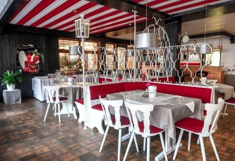 בית מלון כפרי Schwanen Resort