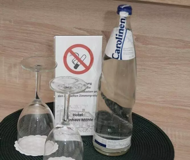 ホテル Weinhaus Mohle