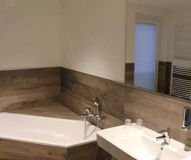 ホテル Weinhaus Mohle