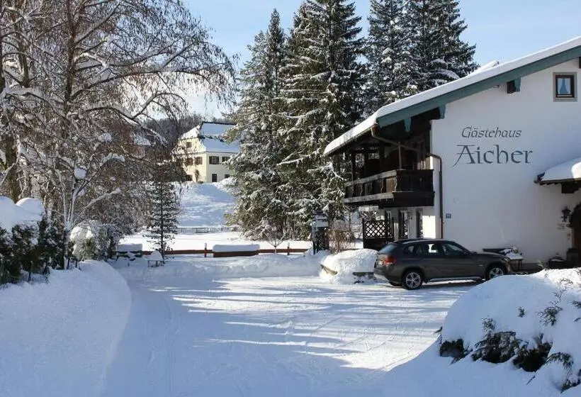 ペンション Gästehaus Aicher