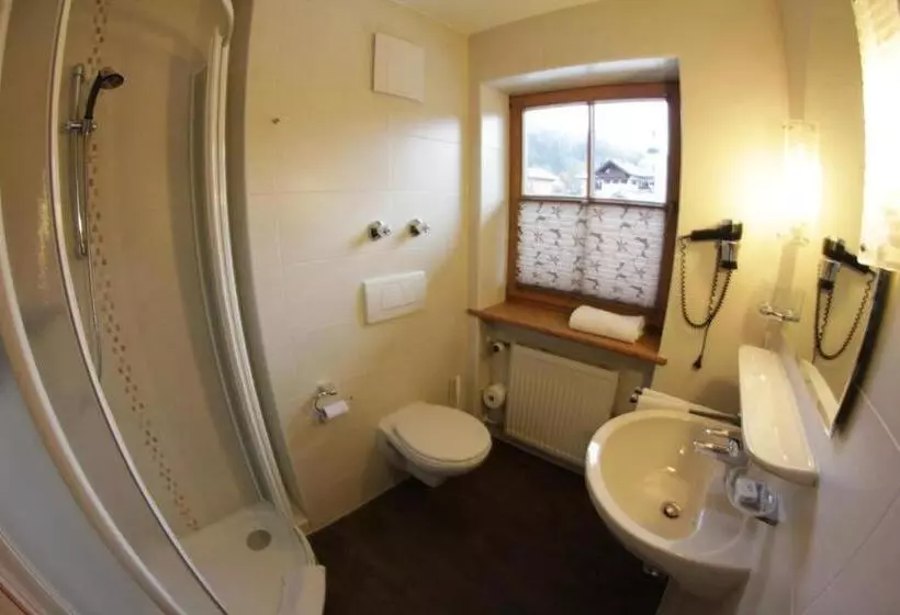 پانسیون Gästehaus Angerer