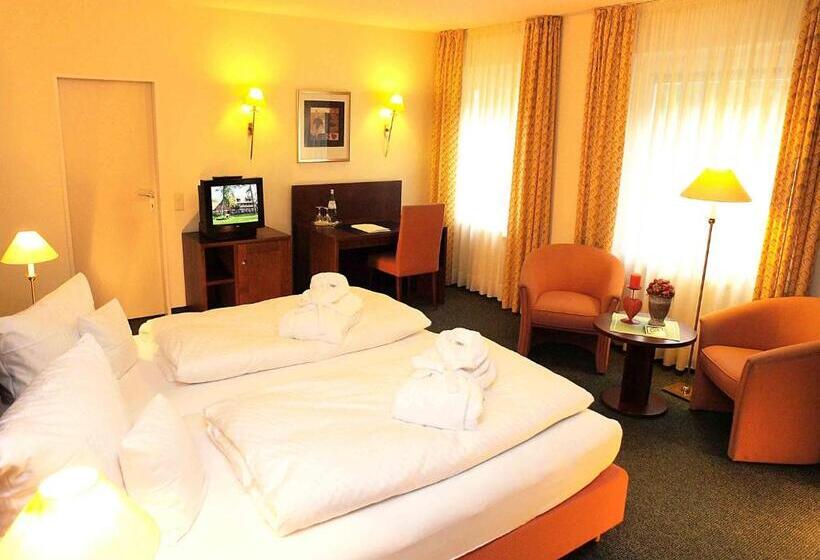 Heidehotel Waldhütte