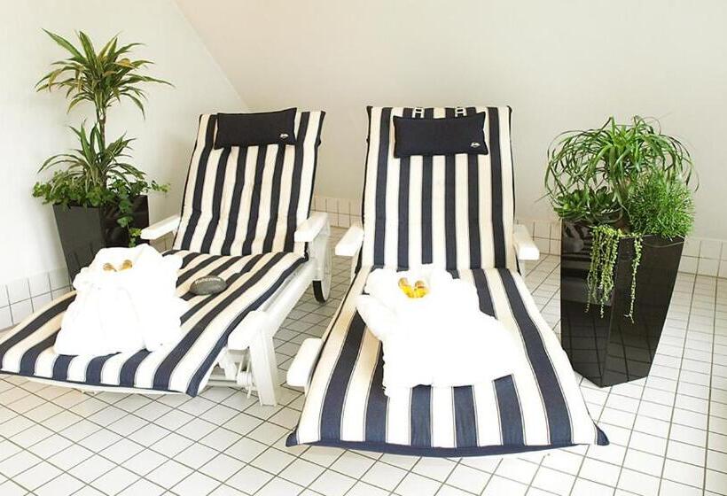 Heidehotel Waldhütte