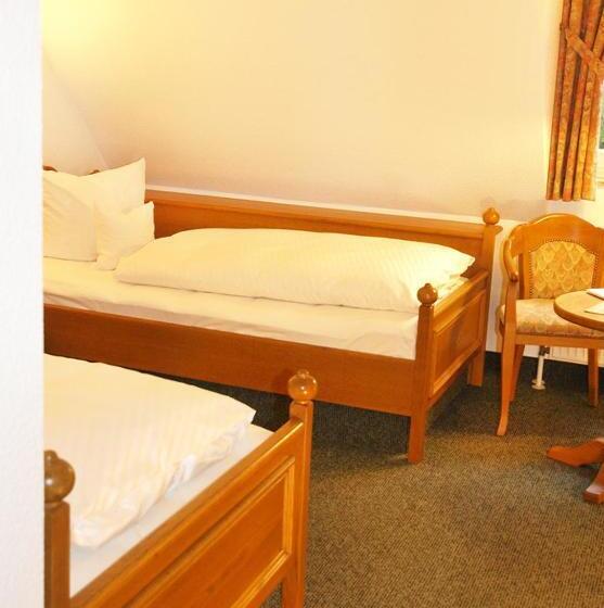 Heidehotel Waldhütte