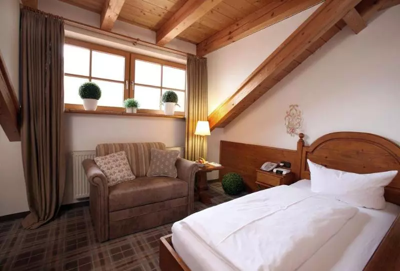 Отель Blaue Gams S