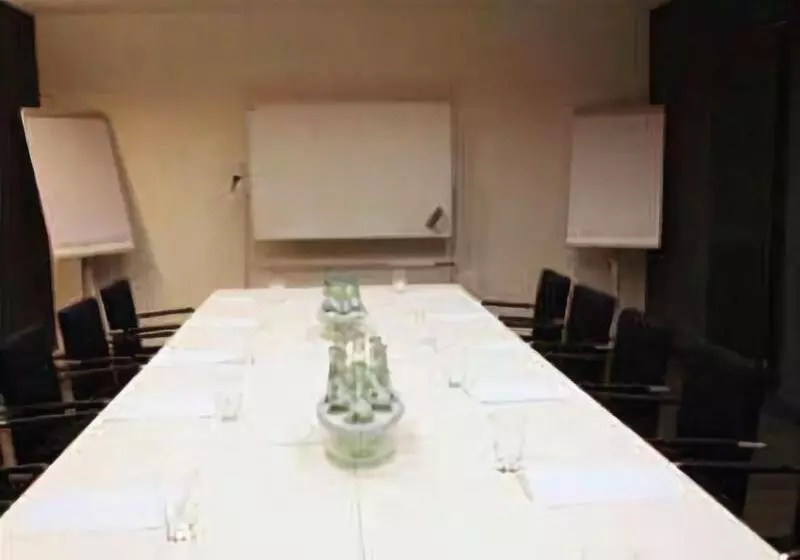 Bliss Design Hotel   Frankfurt City Messe