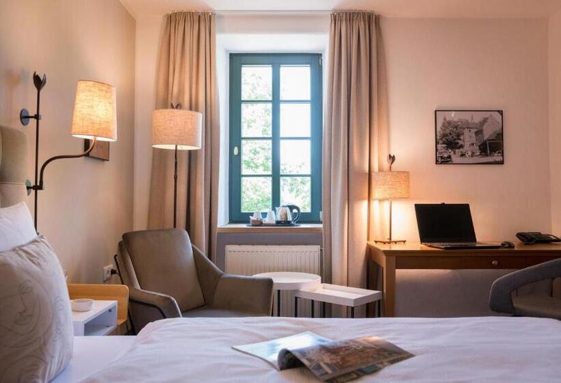 酒店 Burg Obbendorf