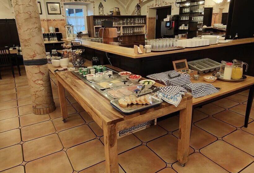 A8 Hotel Im Darchinger Hof, Bed & Breakfast