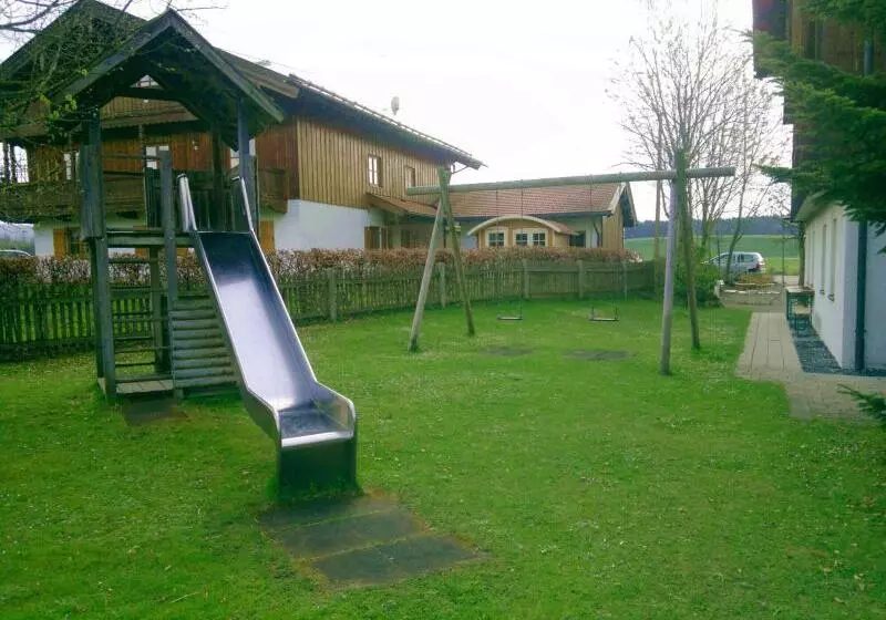 A8 Hotel Im Darchinger Hof, Bed & Breakfast