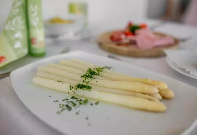 فندق Fröhlich Höche