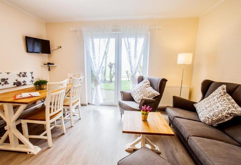 Отель Frieslandstern   Ferienhof Und