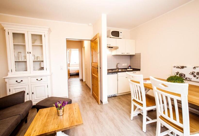 Отель Frieslandstern   Ferienhof Und