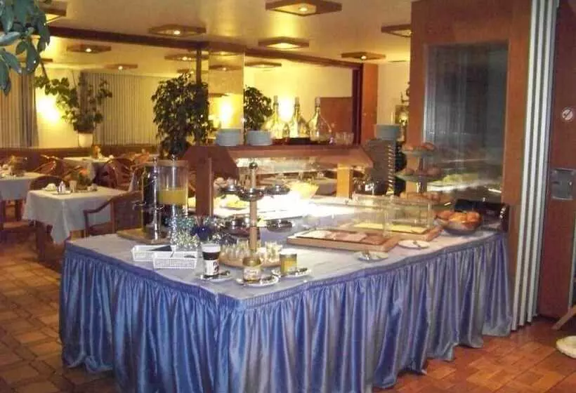 Отель Grüner Sand