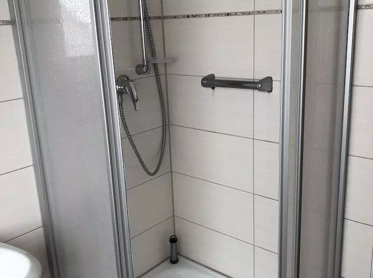 בית מלון כפרי Junkerhaus