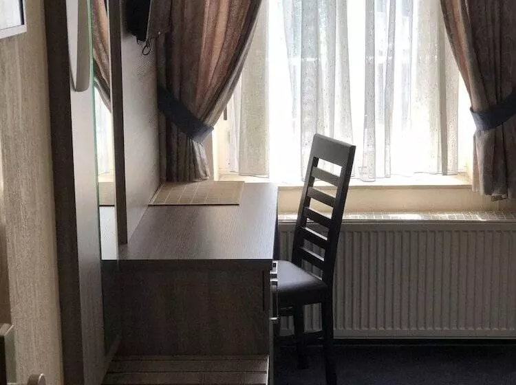 בית מלון כפרי Junkerhaus