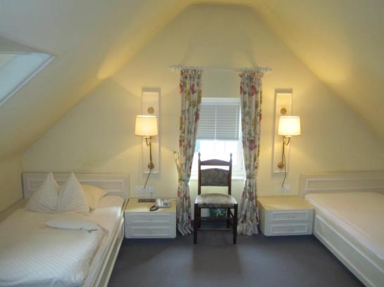 Пансион Historischer Gasthof Kaisermühle   Hotel & Restaurant Viersen Zentrum