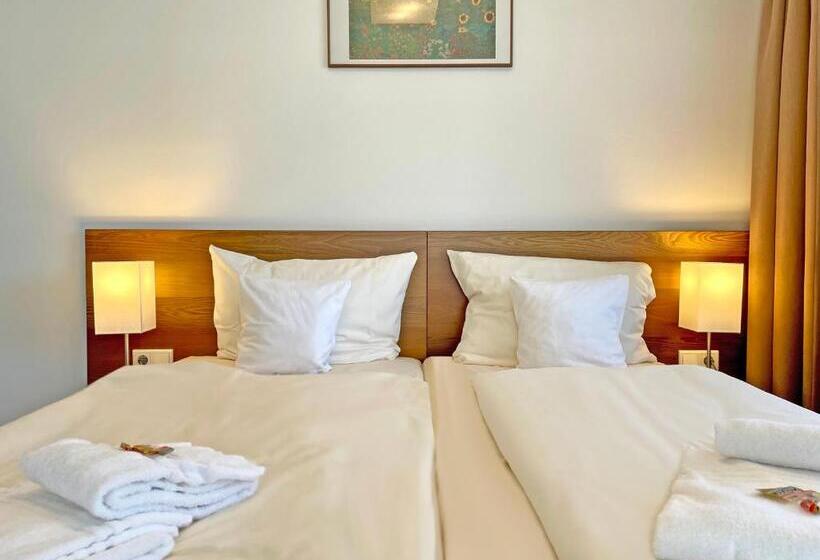 酒店 Landhaus Nordhelle Garni