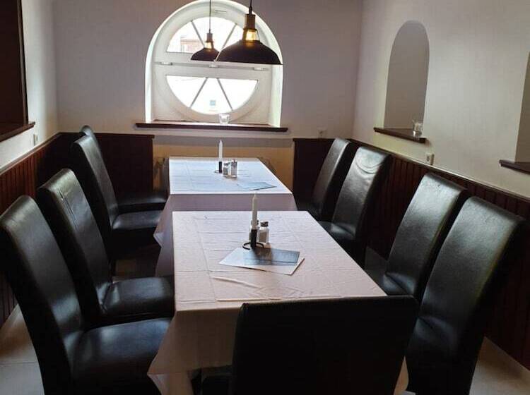 ホテル El Capitan Nähe Movie Park