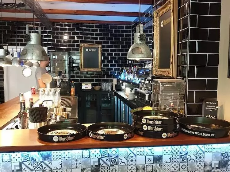 ホテル El Capitan Nähe Movie Park