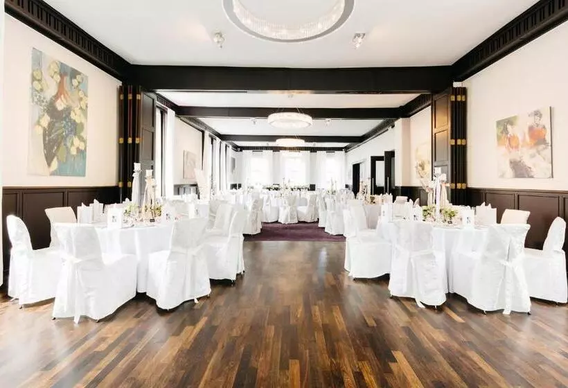 Parkhotel Fritz Am Brunnen