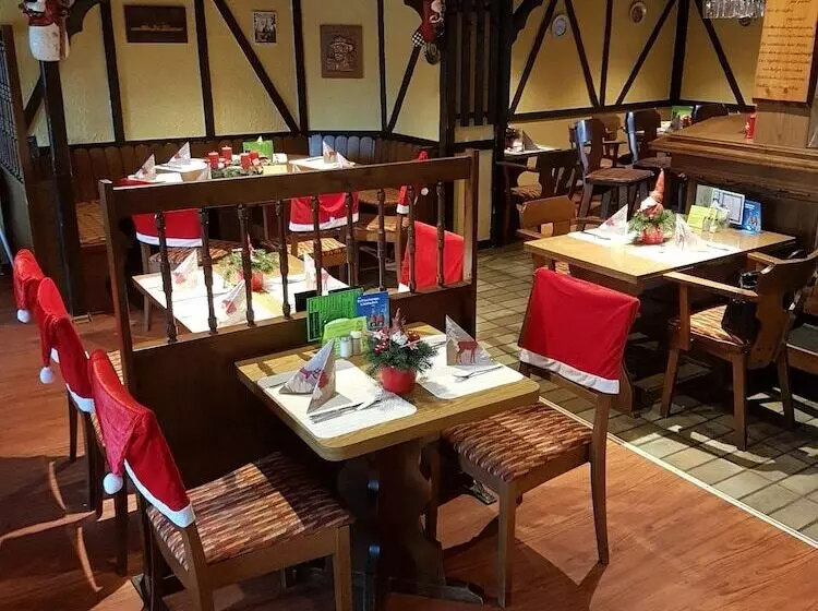 호텔 Restaurant Zum Knurrhahn