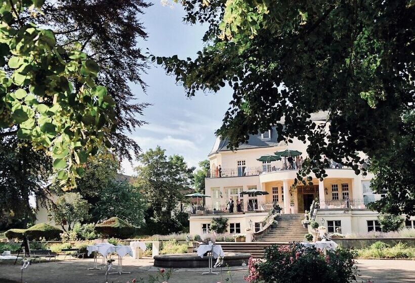 فندق Schloss Teutschenthal