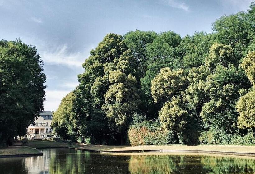 فندق Schloss Teutschenthal