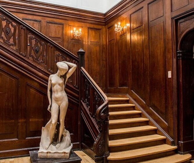 فندق Schloss Teutschenthal