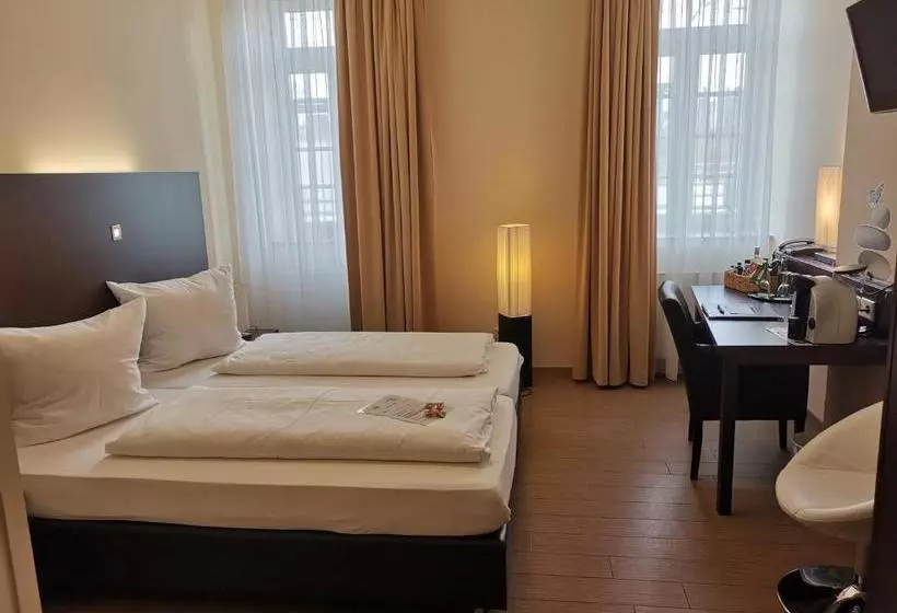 Отель Stadt Steinheim