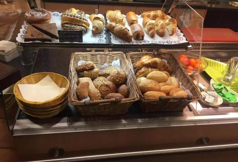 Отель Stadt Steinheim