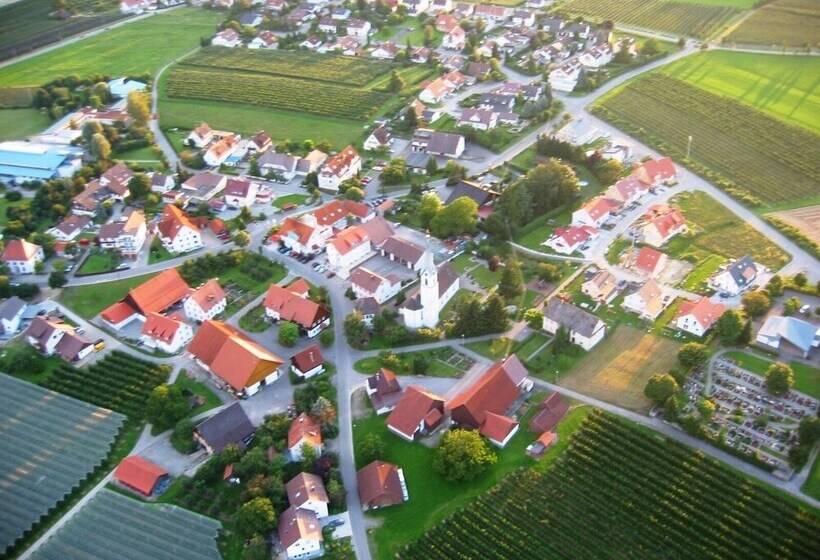 ホテル Wirtshaus Krone