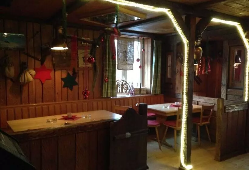 هتل Wirtshaus Krone