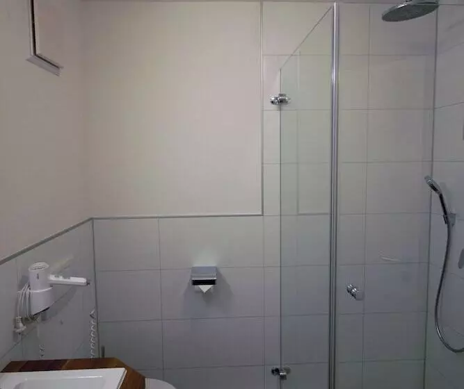 هتل Wirtshaus Krone